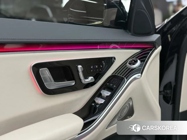 Mercedes-Benz S-class 2023 Черный из Китая