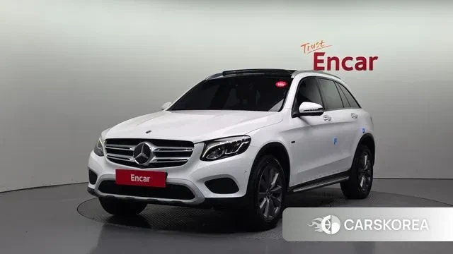 Mercedes-Benz GLC-Class X253 2019 Белый из Кореи