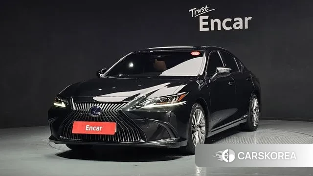 Lexus ES300h 7th generation 2019 Серый из Кореи