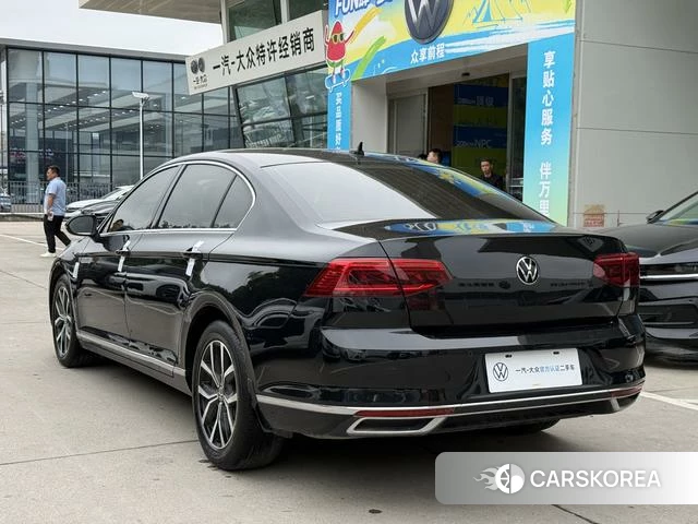 Volkswagen Magotan 2022 Черный из Китая