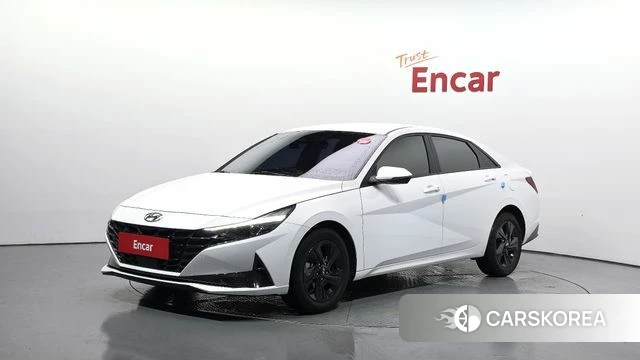 Hyundai Avante (CN7) 2023 Белый из Кореи