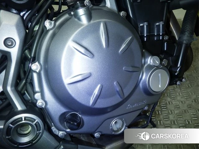 Engine photo