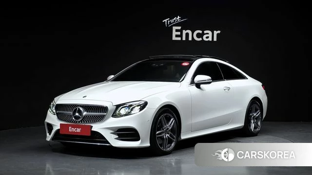 Mercedes-Benz E-Class W213 2018 Белый из Кореи