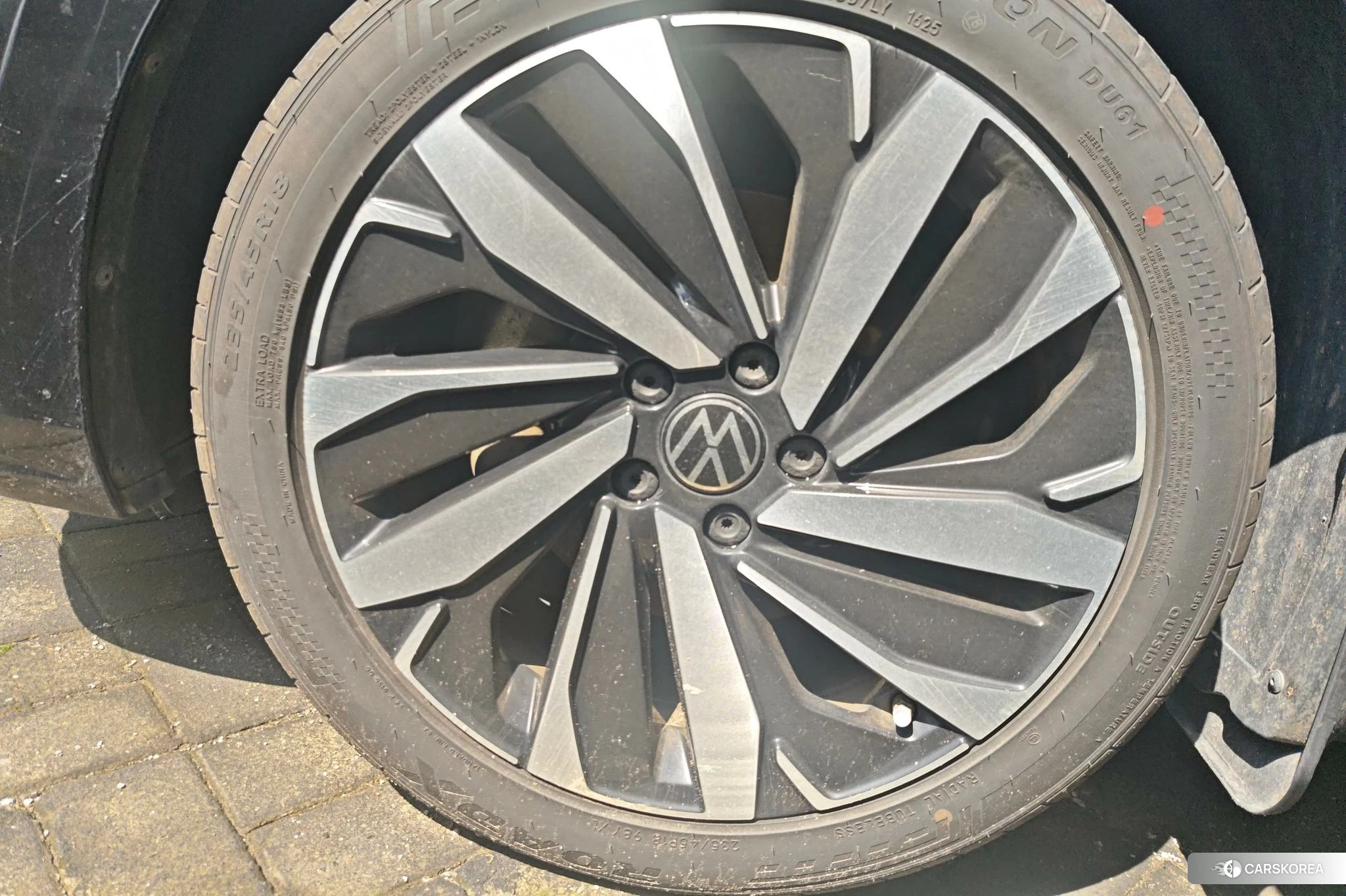 Volkswagen Passat 2021 Черный из Китая