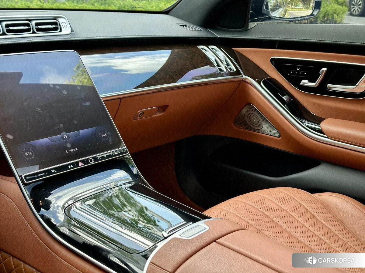 Mercedes-Benz S-class 2021 Черный из Китая