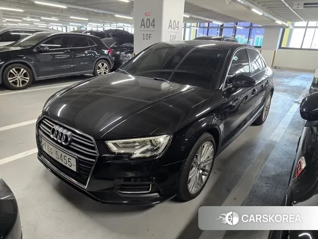Audi New A3 2018 Черный из Кореи