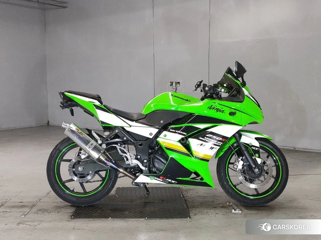 Проданный Kawasaki NINJA 250R id 4173161 из Японии