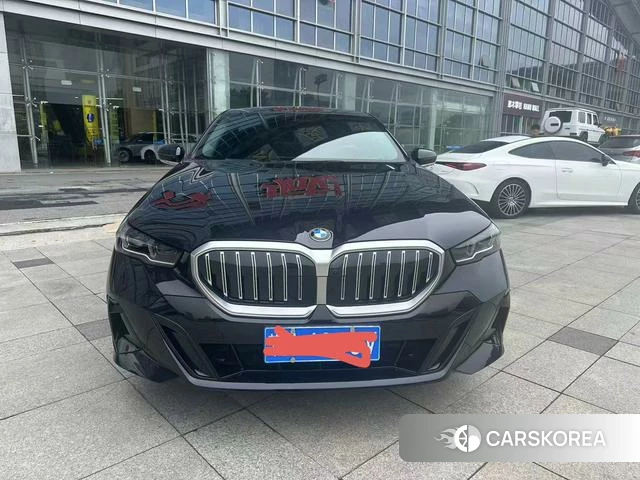 BMW 5 series 2025 Черный из Китая