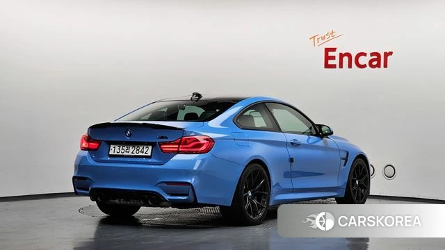BMW M4 (F82) 2018 Небесно-голубой из Кореи