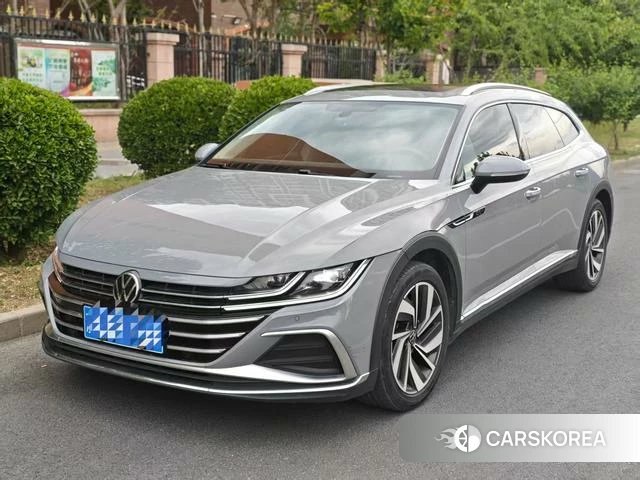 Volkswagen CC 2023 Темно-серый из Китая
