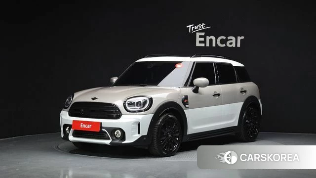 Mini Cooper Countryman 2024 Песочный из Кореи