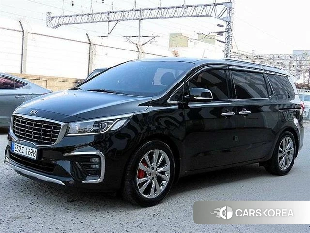Kia The New Carnival 2018 Черный из Кореи