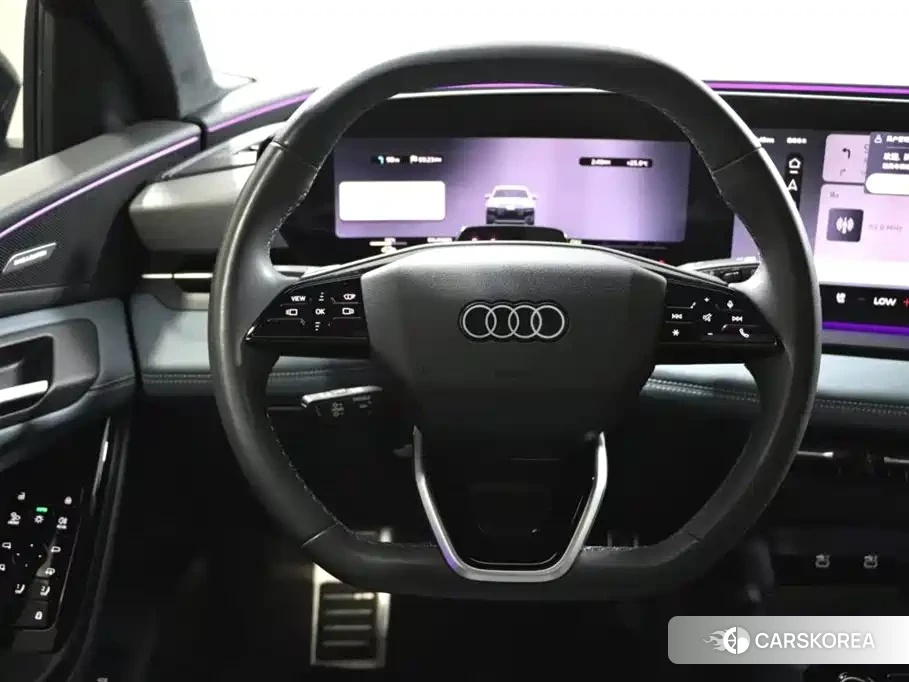 Audi Q6L e-tron 2025 Silver/gray из Китая