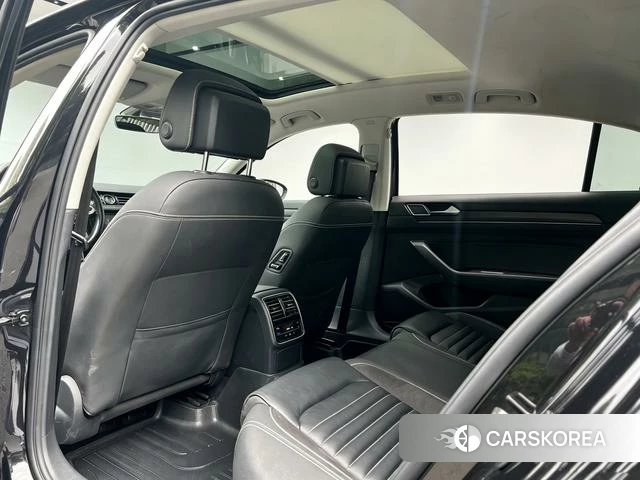Volkswagen Magotan 2022 Черный из Китая