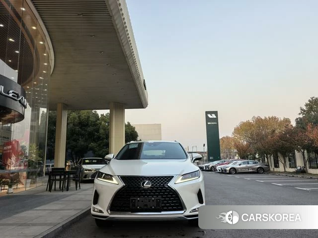Lexus RX 2022 Белый из Китая