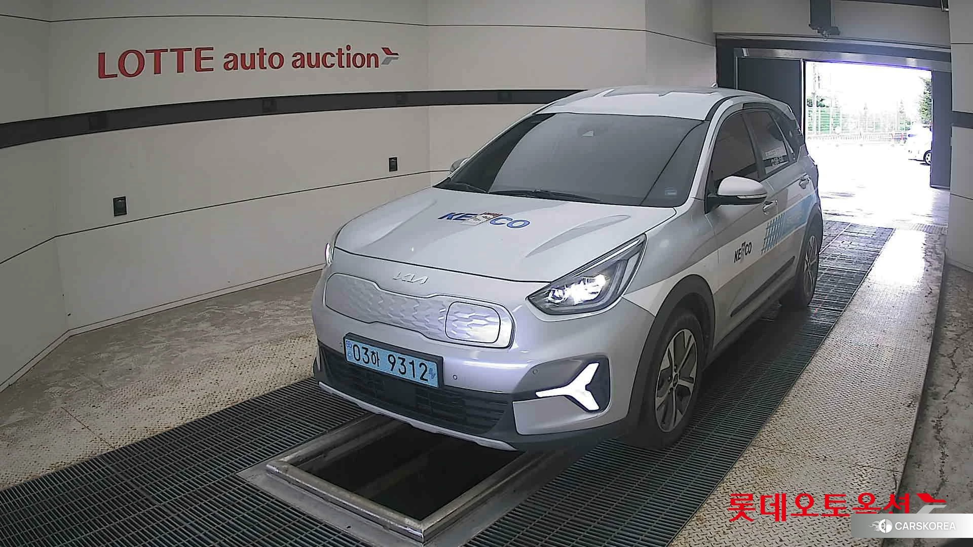 Kia Niro Plus 2023 Sparkling Silver из Кореи