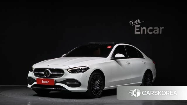 Mercedes-Benz C-Class W205 2022 Белый из Кореи