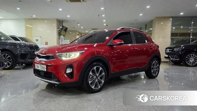 Kia Stonic 2018 Красный из Кореи