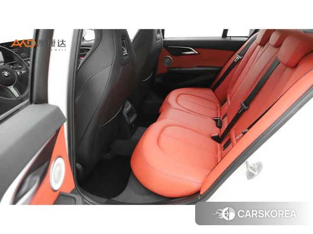 BMW 1 series 2023 Белый из Китая