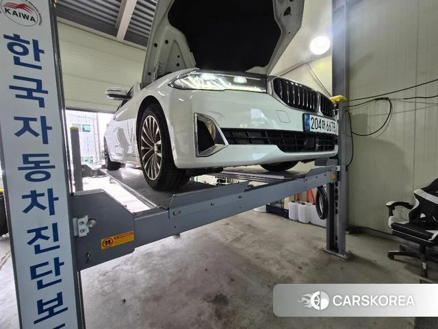 BMW 5 Series (G30) 2022 Белый из Кореи