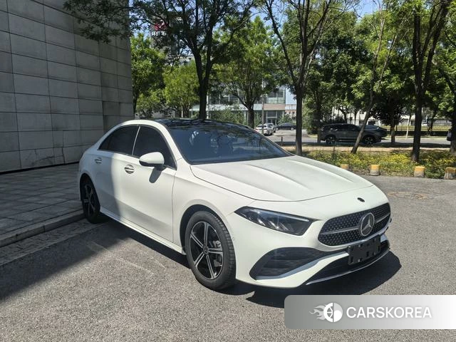 Mercedes-Benz Class A 2024 Белый из Китая