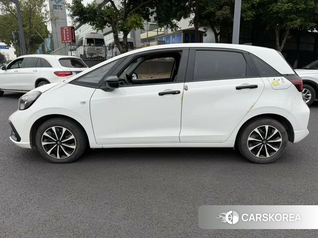 Honda Fit 2021 Белый из Китая