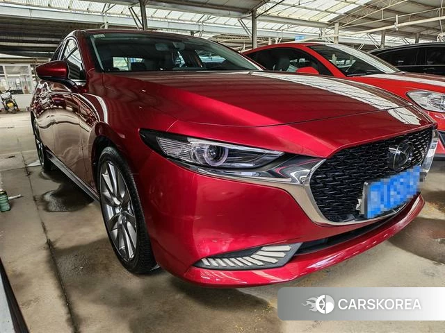 Mazda 3 Angkesaila 2021 Красный из Китая