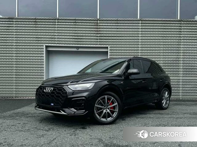 Audi Q5L 2023 Черный из Китая