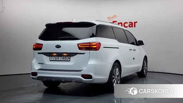 Kia The New Carnival 2019 Белый из Кореи
