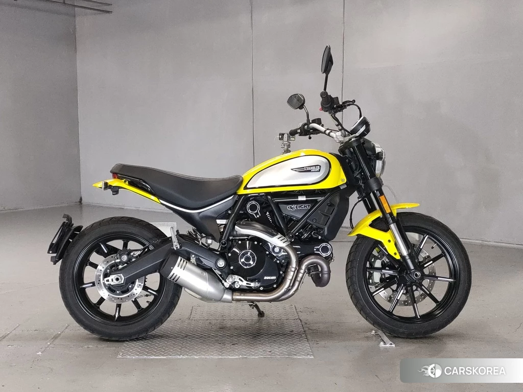 Проданный Ducati SCRAMBLER ICON 2019 из Японии