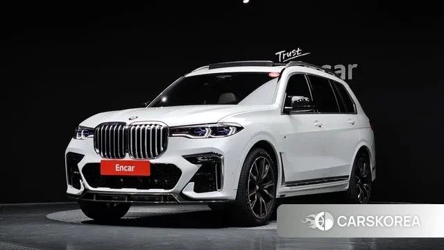 BMW X7 (G07) 2022 Белый из Кореи