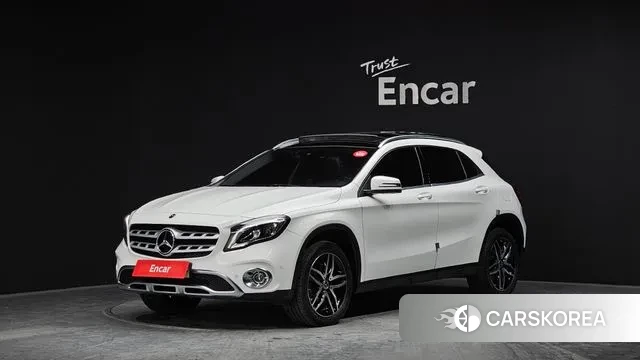 Mercedes-Benz GLA-Class X156 2019 Белый из Кореи