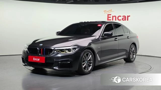 BMW 5 Series (G30) 2018 Серый из Кореи
