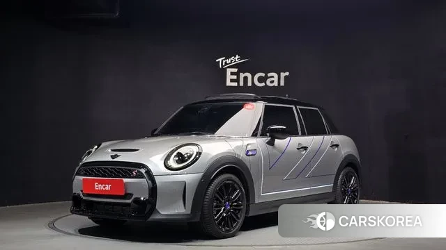 Mini Cooper S 2024 Серебристо-серый из Кореи