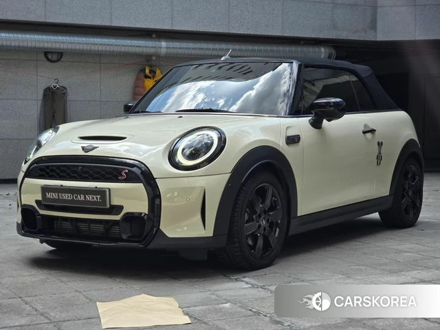 Mini Cooper S Convertible 2021 Белый из Кореи
