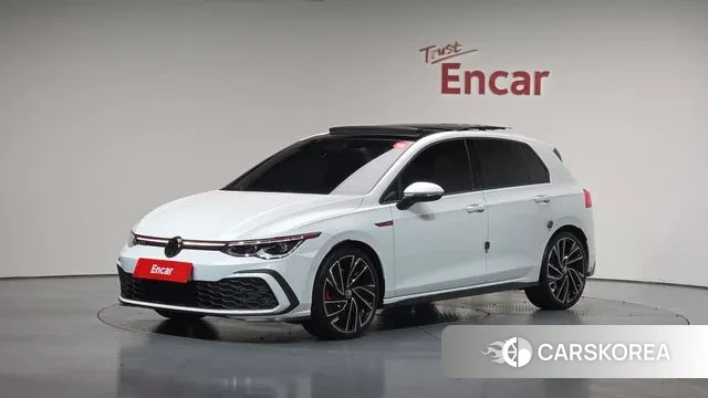 Volkswagen Golf 8th Generation 2024 Белый из Кореи