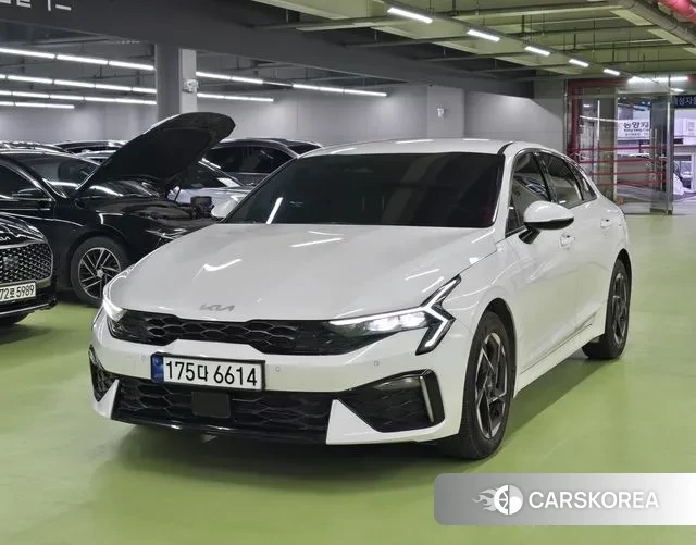 Kia The New K5 3rd generation 2025 Белый из Кореи