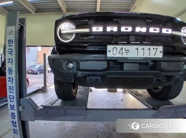 Ford Bronco 6th Generation 2022 Черный из Кореи