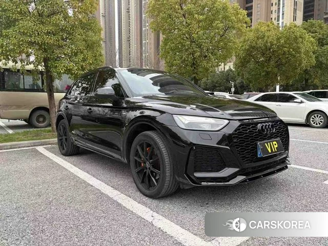 Audi Q5L 2023 Черный из Китая