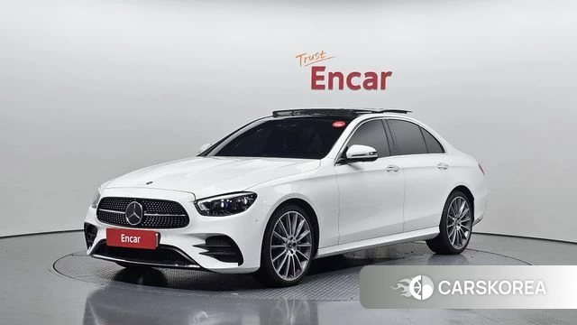 Mercedes-Benz E-Class W213 2022 Белый из Кореи