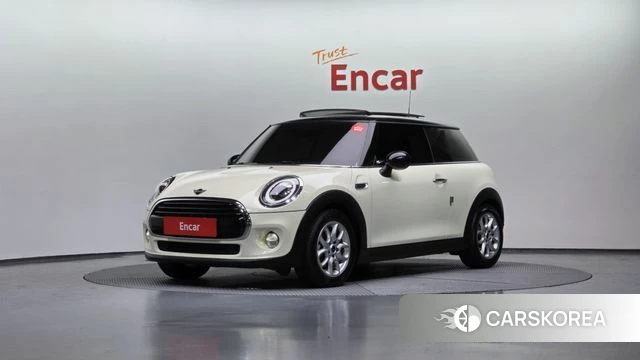 Mini Cooper 2018 Жемчужный цвет из Кореи