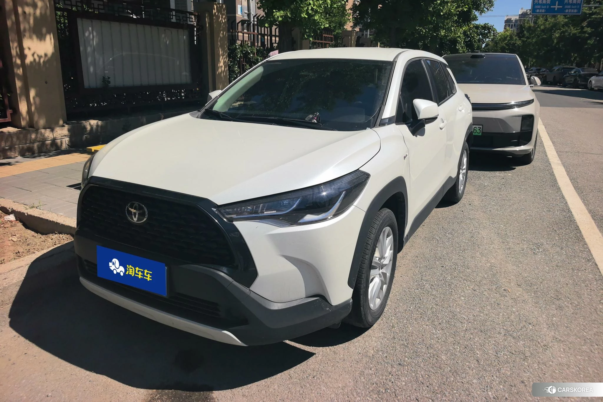 Toyota Corolla 2024 Белый из Китая