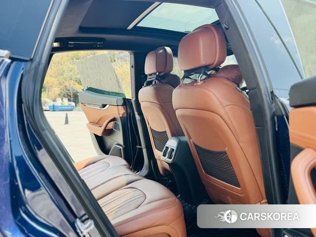 Maserati Levante 2018 Синий из Китая