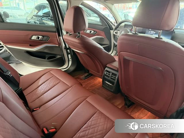 BMW i3 2024 Белый из Китая