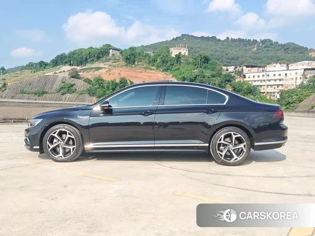 Volkswagen Magotan 2024 Черный из Китая