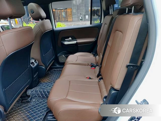 Mercedes-Benz GLB 2023 Белый из Китая