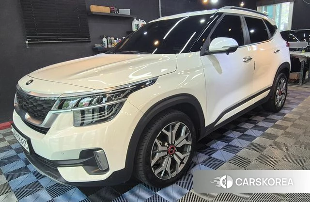 Kia Seltos 2020 Белый из Кореи