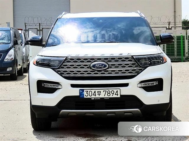 Ford Explorer 6th Generation 2023 Белый из Кореи