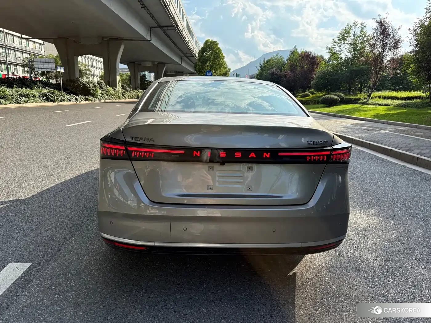 Nissan Teana 2025 Champagne/brown из Китая