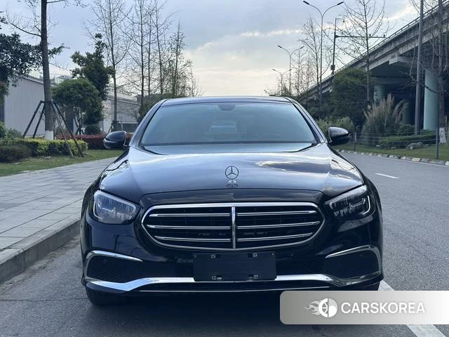 Mercedes-Benz E-class 2022 Черный из Китая